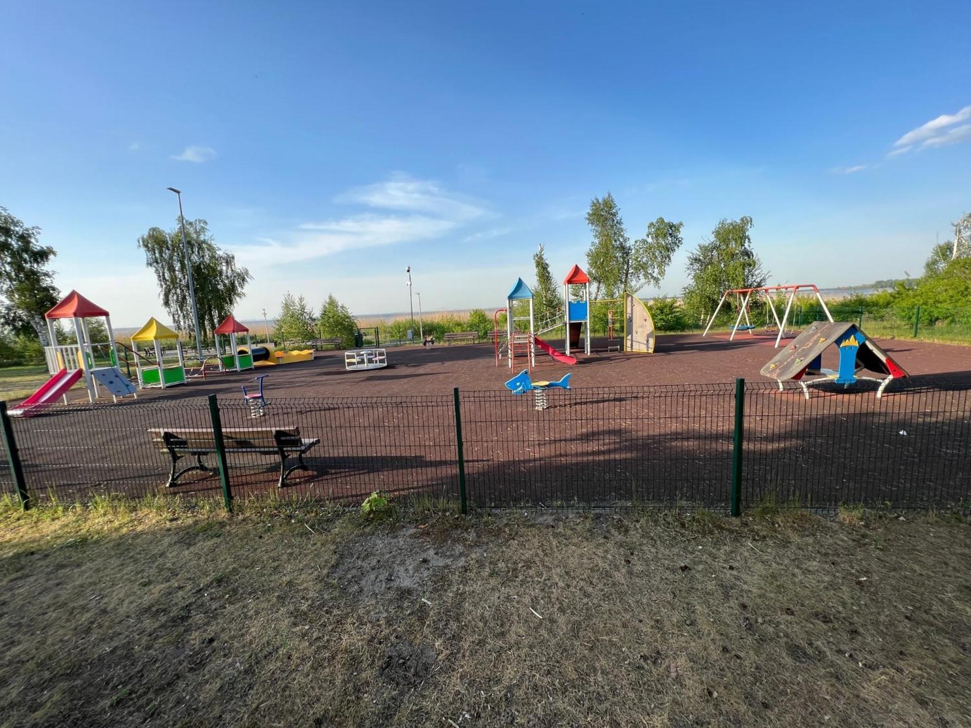 Domek Wypoczynkowy 50M Od Wody Trzebiez Luaran gambar